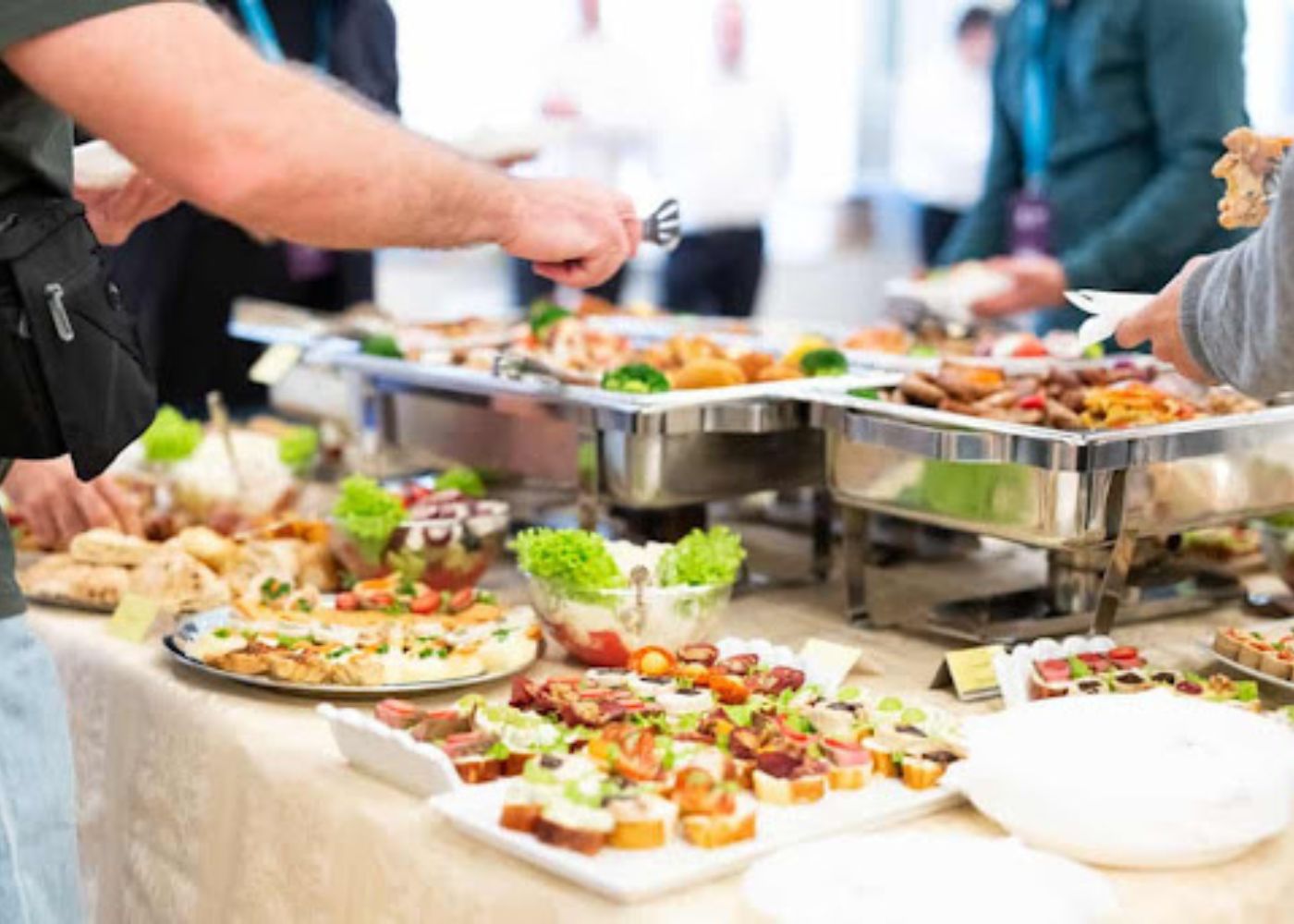 10 Tips To Keep Your Food Warm During Serving