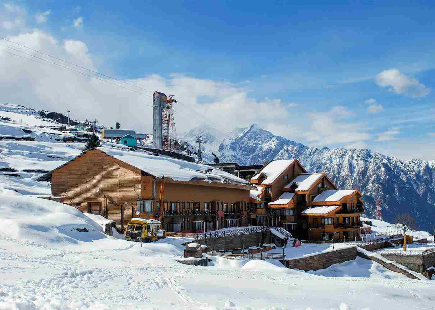 15 Honeymoon Destinations in Uttarakhand