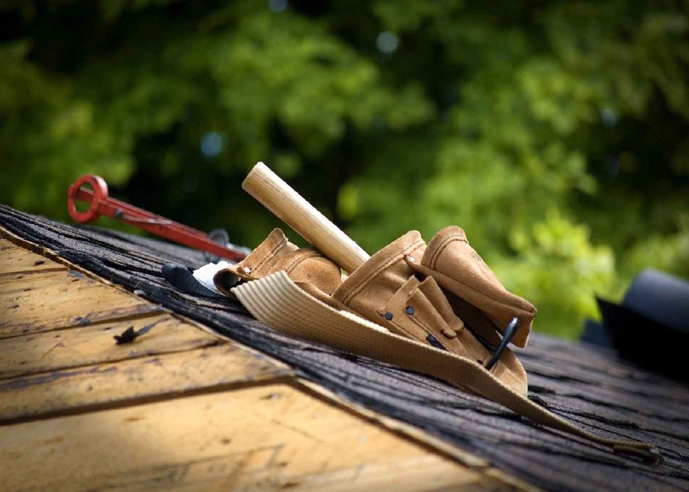 Roofing 101: A Step-by-Step Guide to Fixing a Leaky Roof