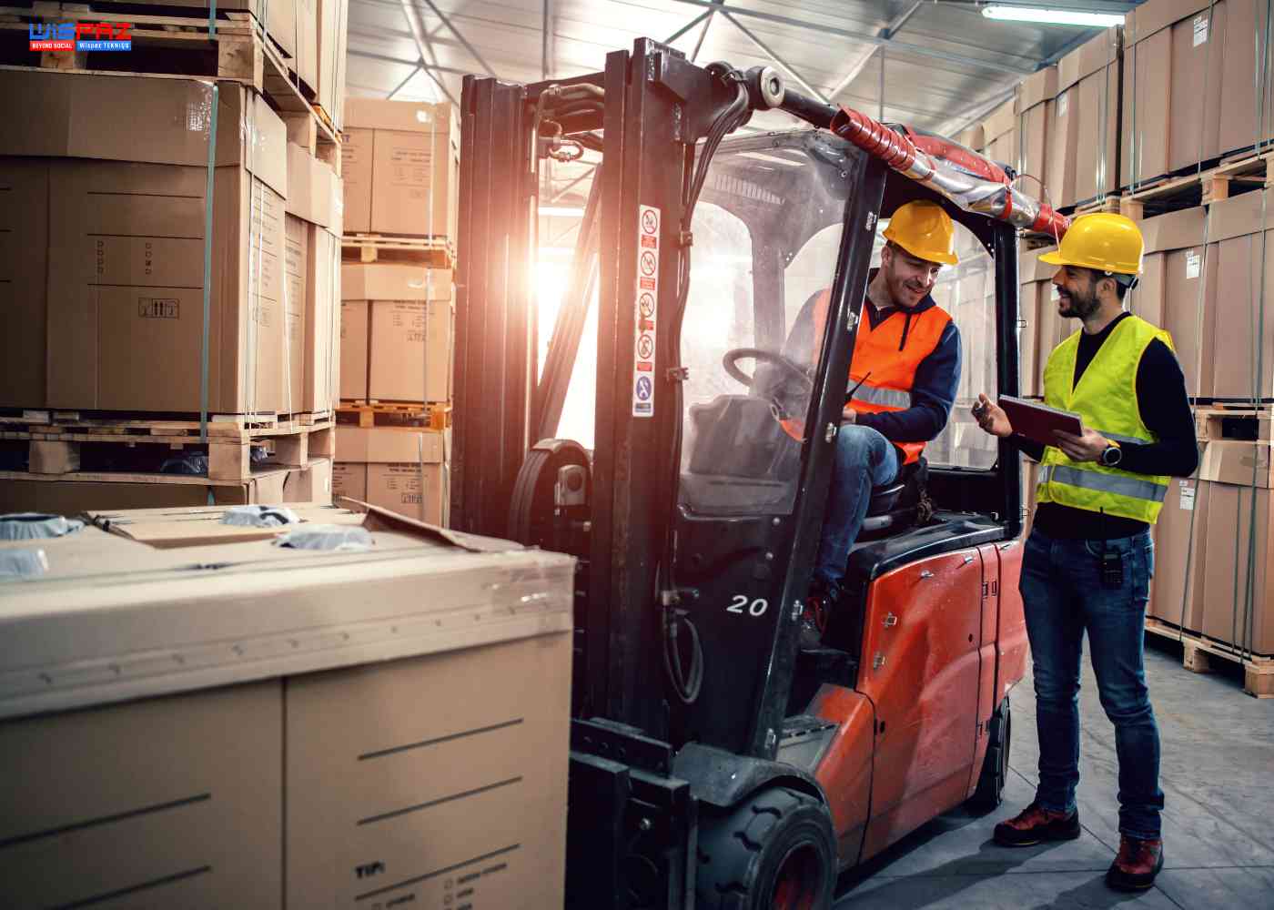 Advantages of Using an Electric Forklift in Your Warehouse