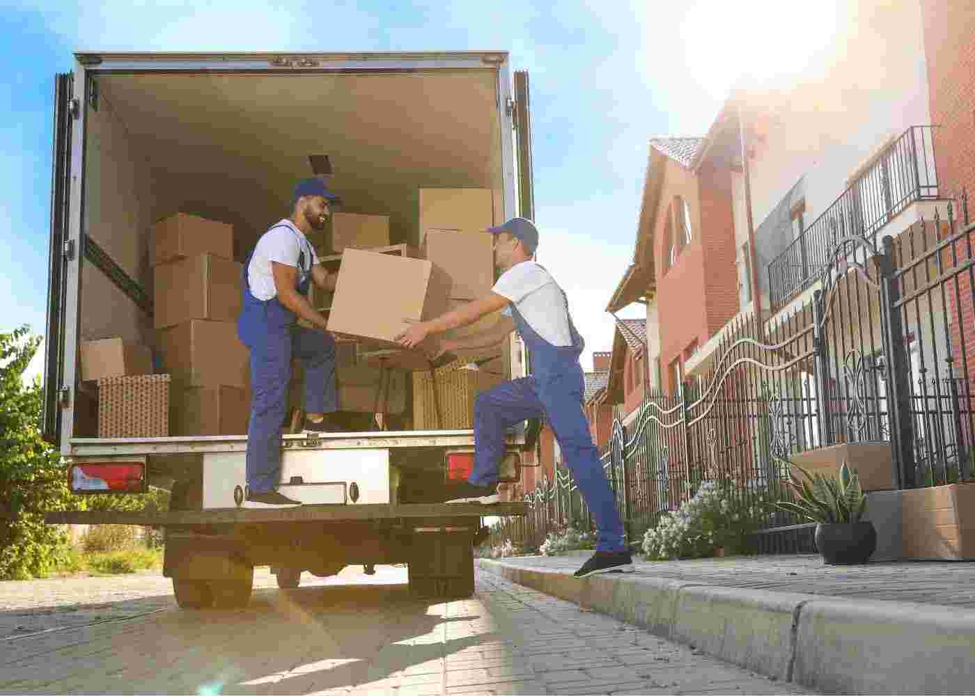 Choosing the Right Moving Service: Key Factors to Consider