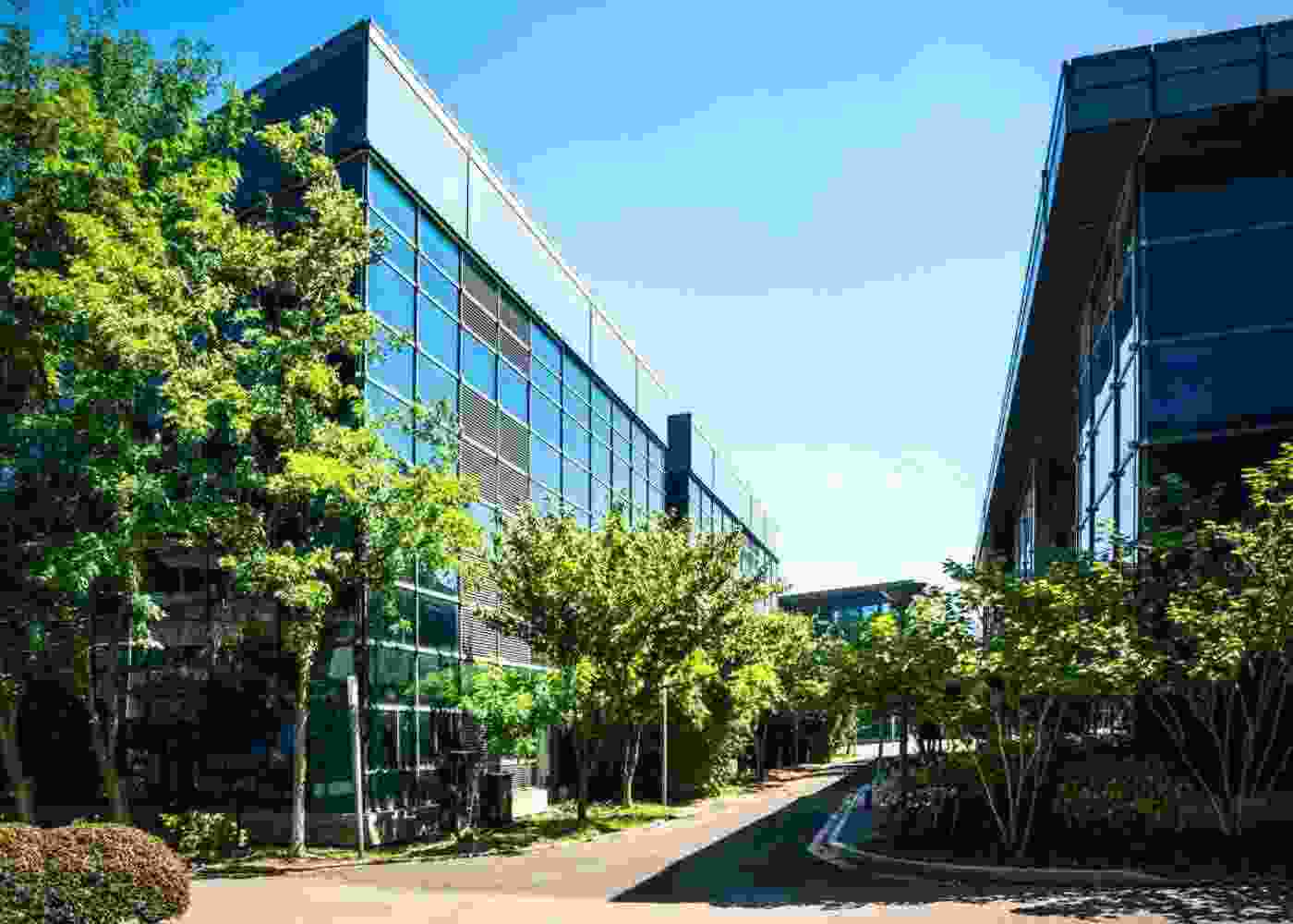 8 Cost-Effective Strategies to Revitalize Commercial Exteriors