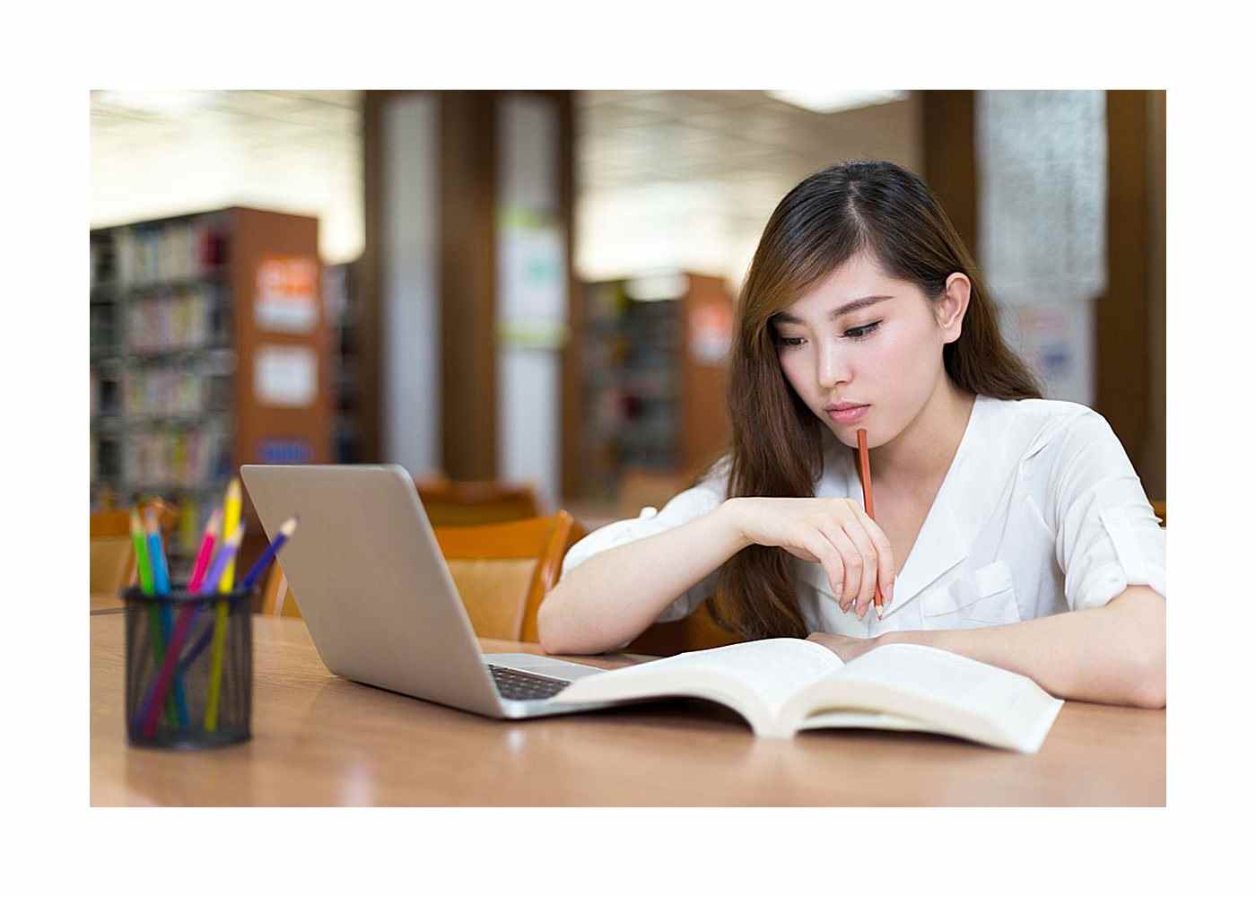 Customized Solutions for Student Success: The Promise of Law Essay Writing Help Services