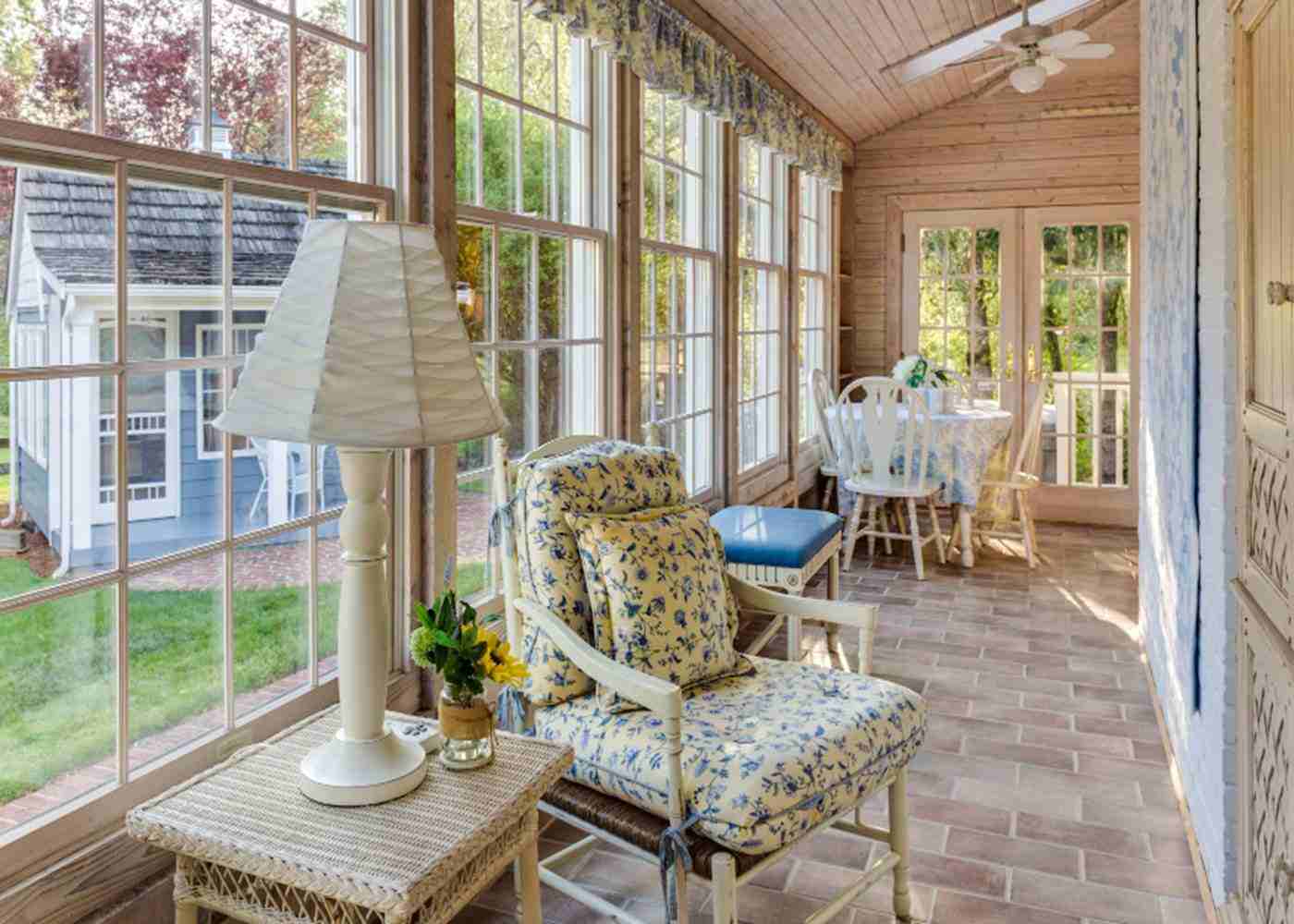 Discover the Joys of a Sunroom Addition