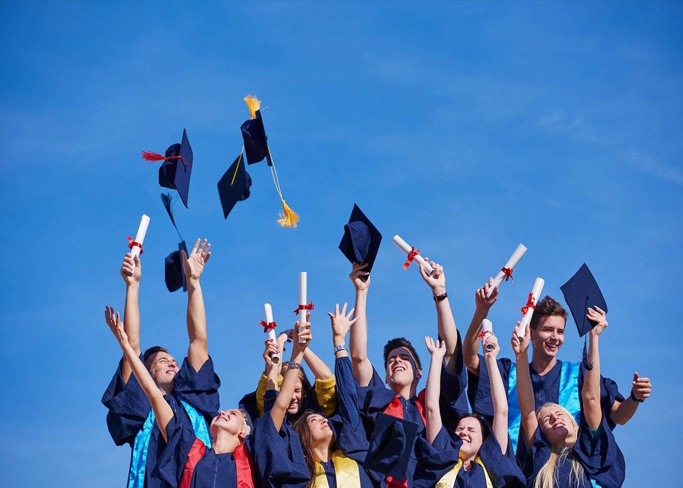 From Caps to Catering: How to Plan the Perfect High School Graduation Meal