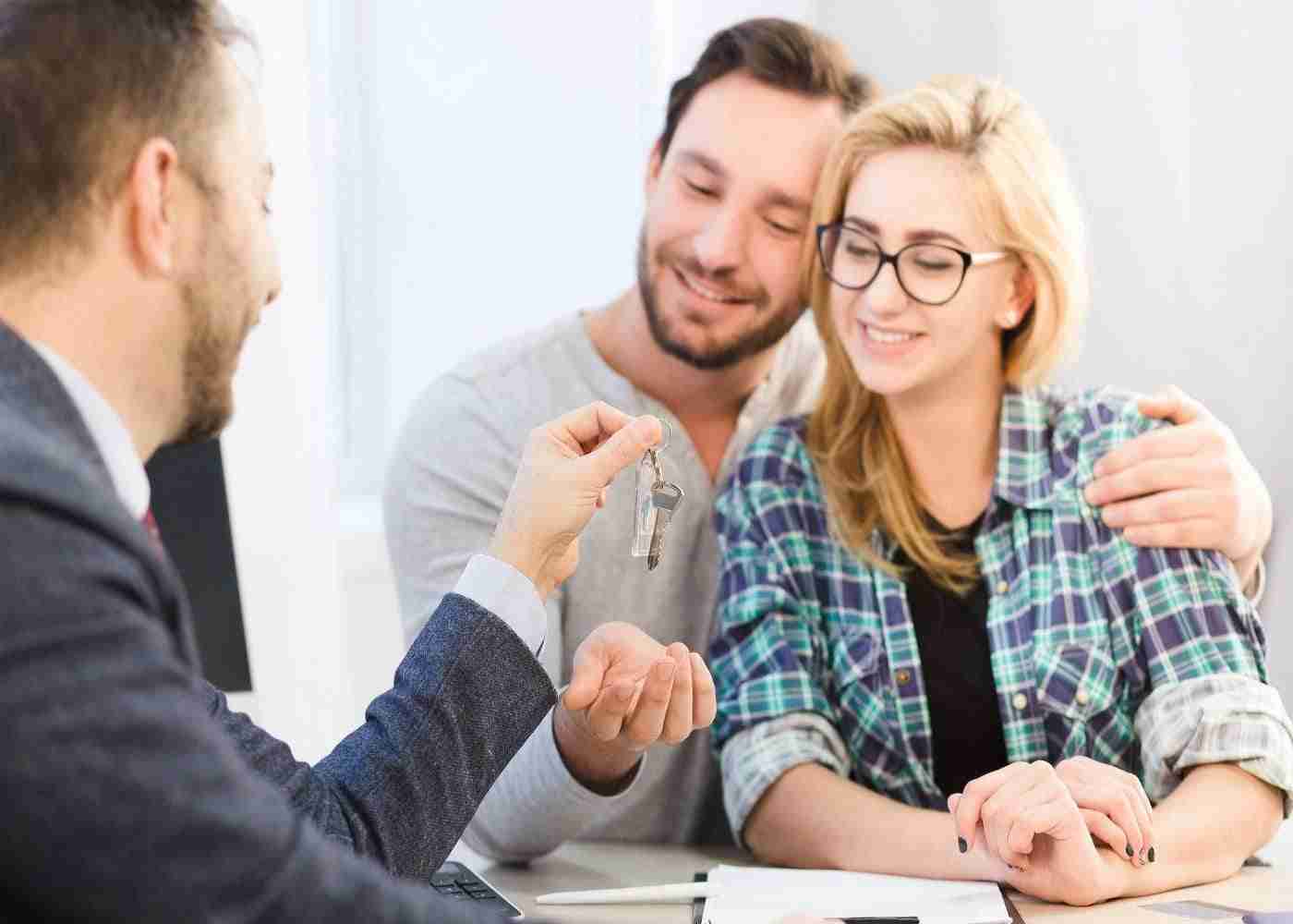 From Inquiry to Keys: Toronto's Real Estate Agent Questions