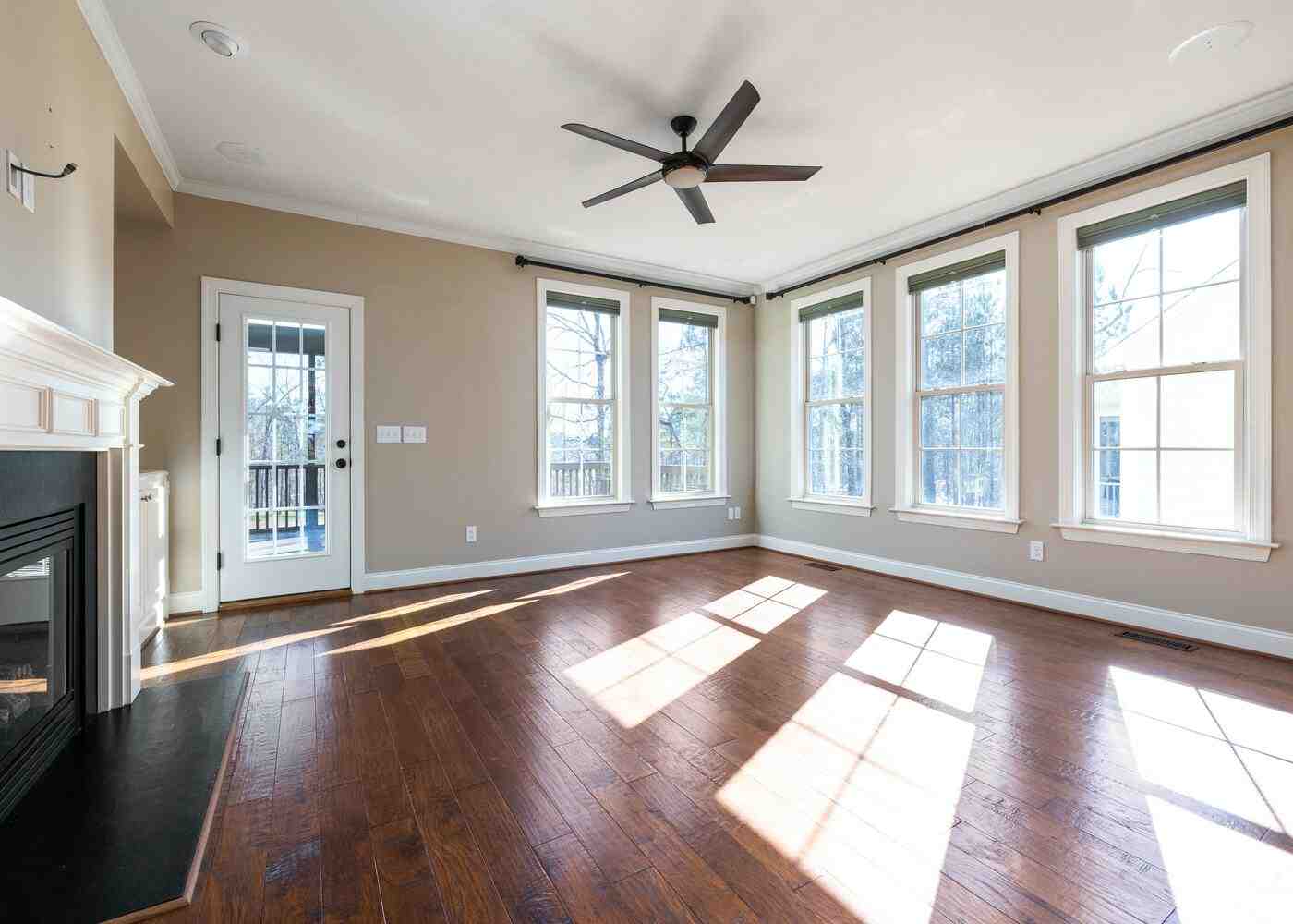 Hardwood Floor Refinishing Bellevue | HardWood Perfections