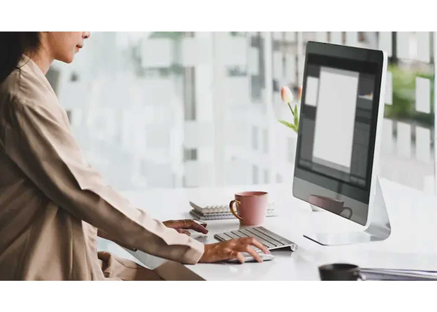 How to Create a Newsletter: 8 Essential Elements