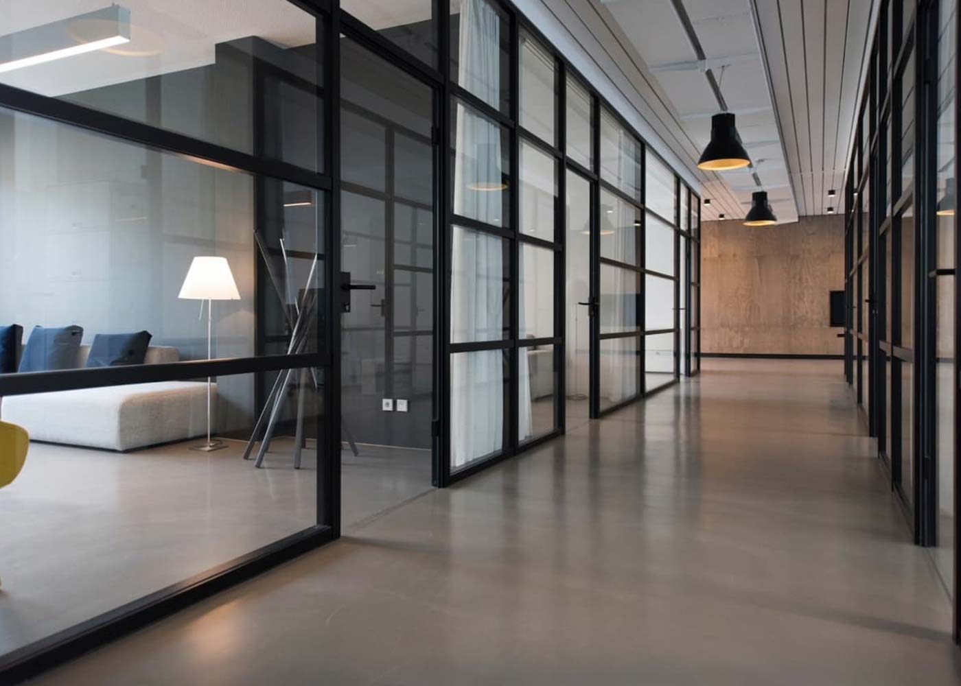 How to Safely and Properly Deal with Plumbing Emergency Situations in the Workplace