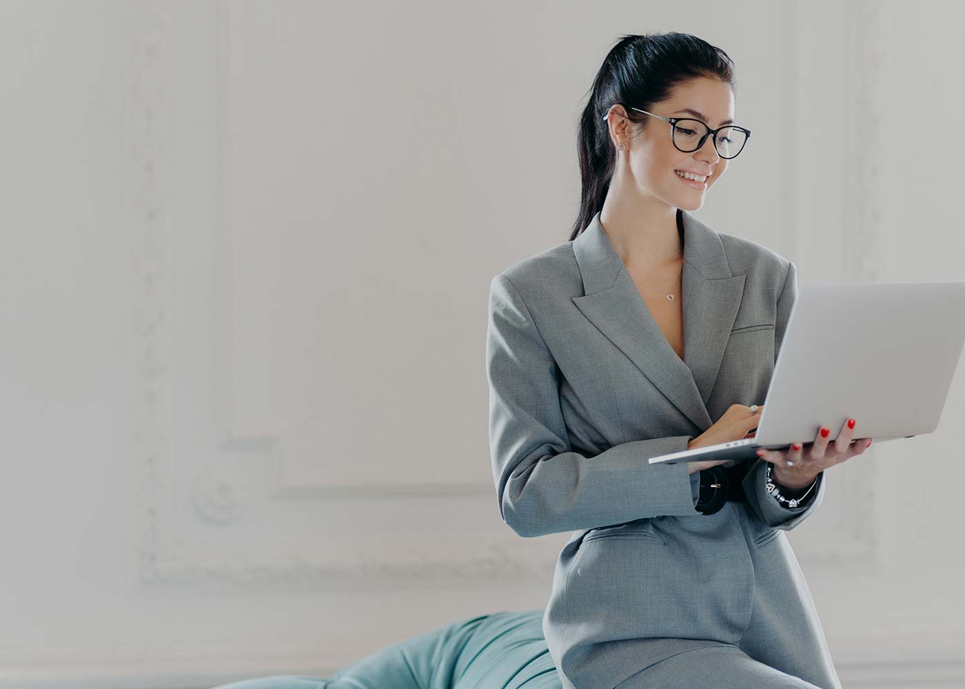 How to Set Up Your Workspace after Eye Surgery