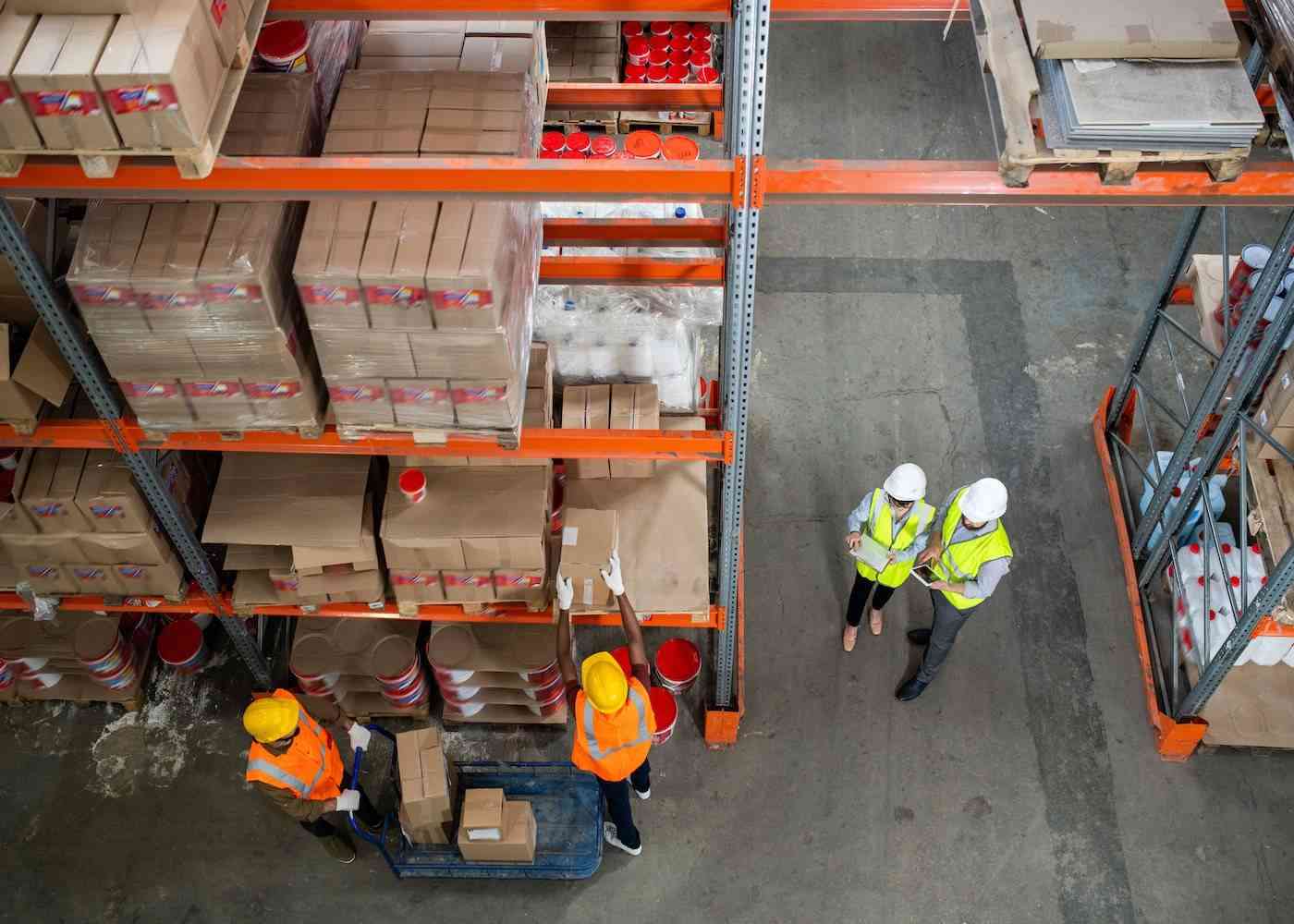 Maximizing Productivity: 5 Tools Every Warehouse Needs