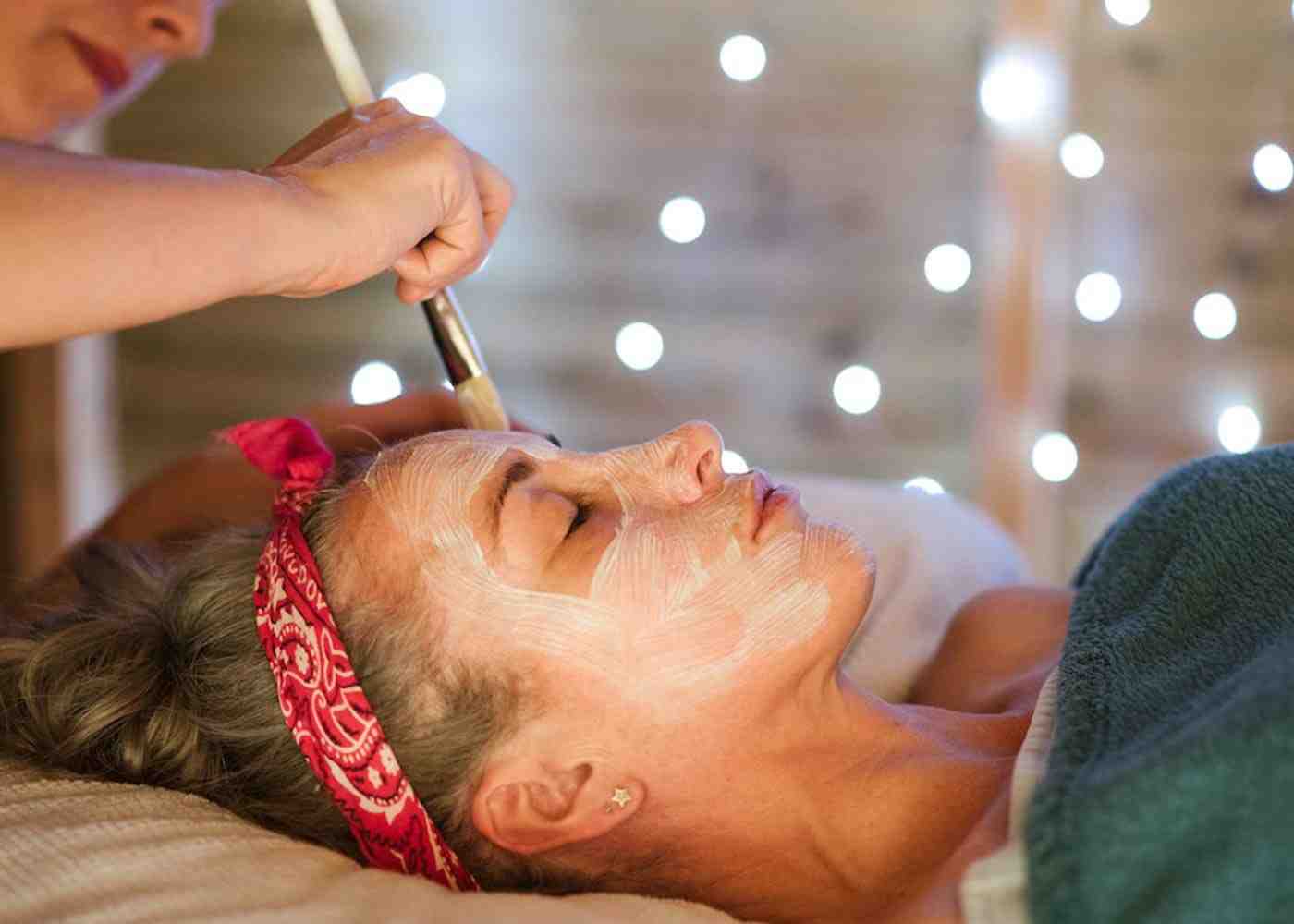 Non-Surgical Ways to Help Decrease the Signs of Aging