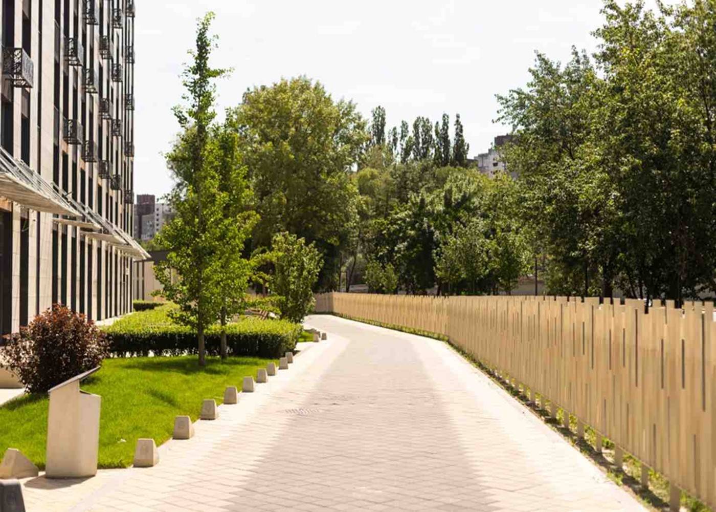 Outdoor Maintenance Strategies for Commercial Properties