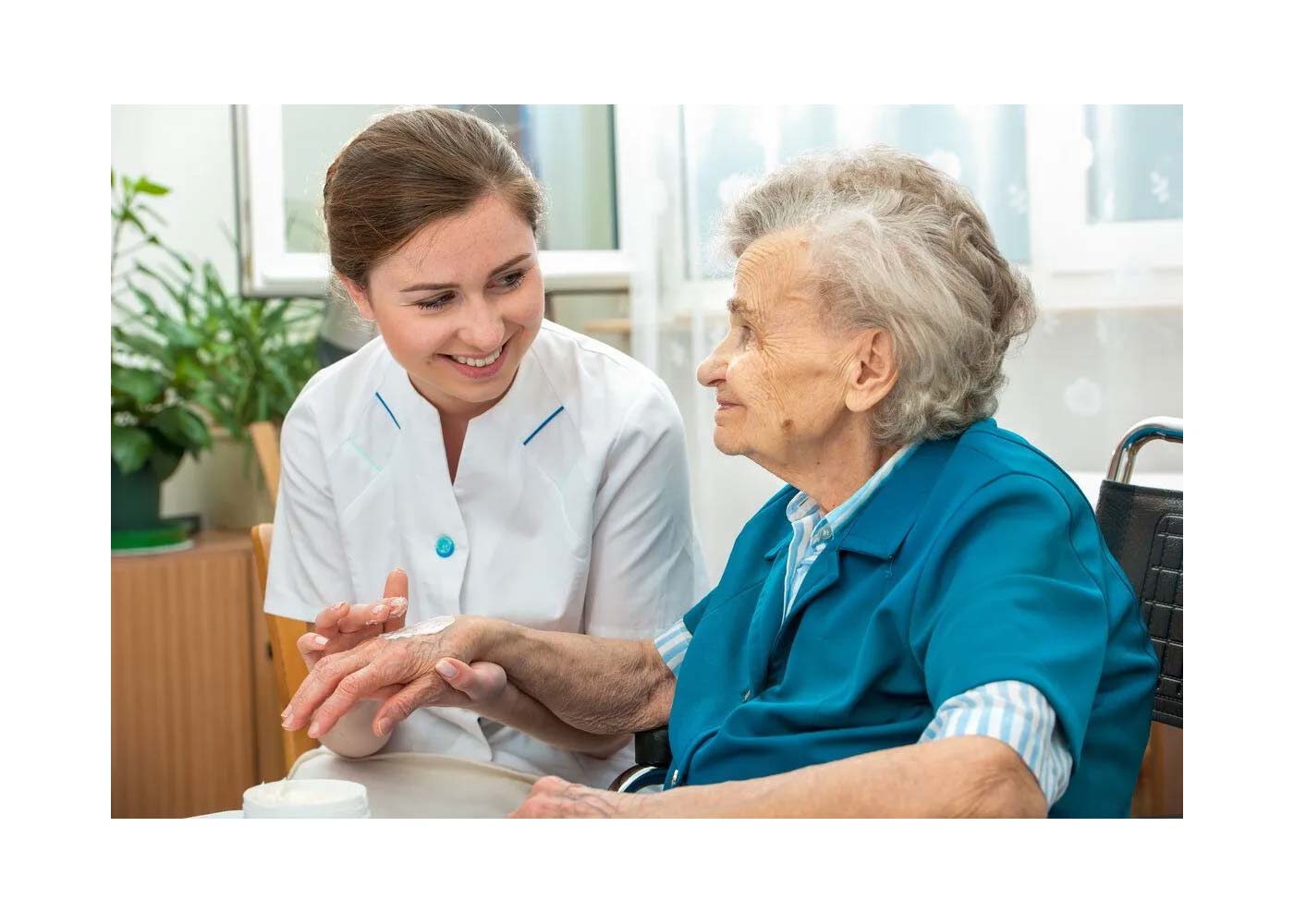 Home Nursing Services in Dubai: Providing Quality Home Healthcare in the Comfort of Your Home