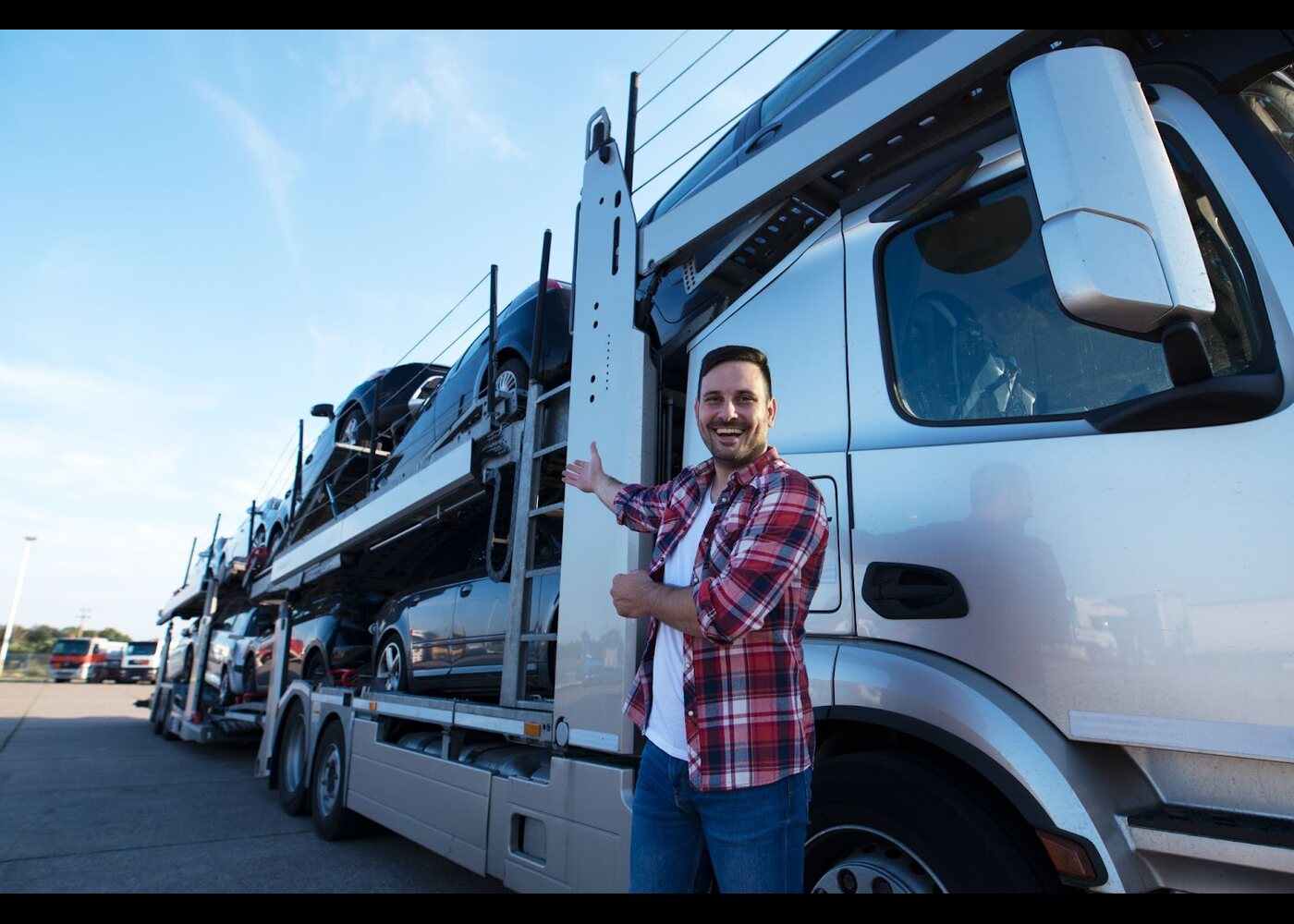Saddle Up, Cars! Texas Awaits  The Ultimate Shipping Guide