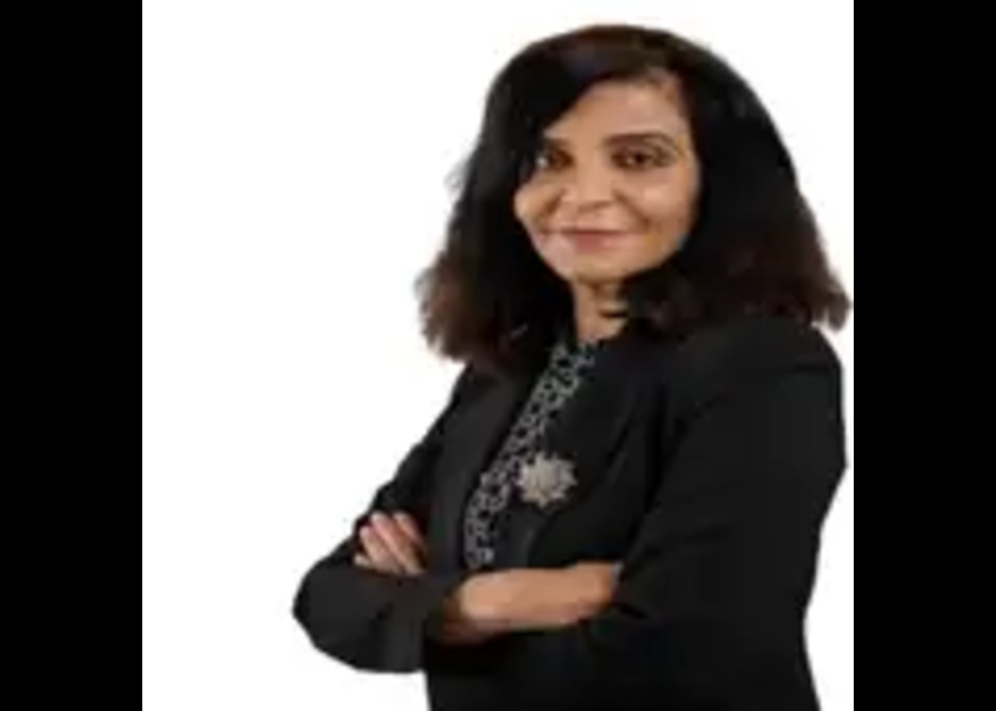 The Story of Homa Saxena and Her Immigration Enterprise