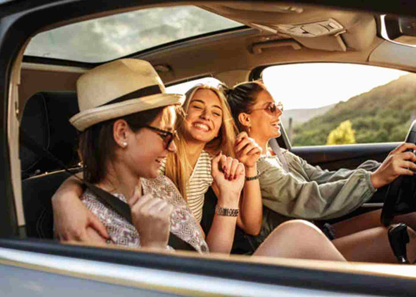 Tips to Stay Comfortable During a Road Trip with Friends
