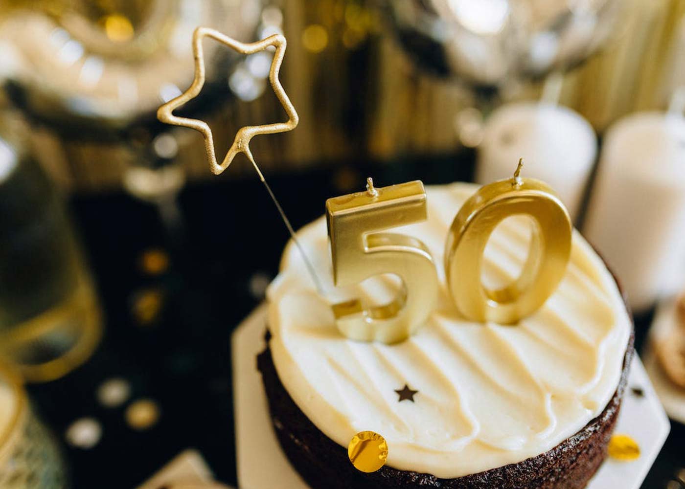 How to Choose the Right Cake Flavor for Your Anniversary Celebration