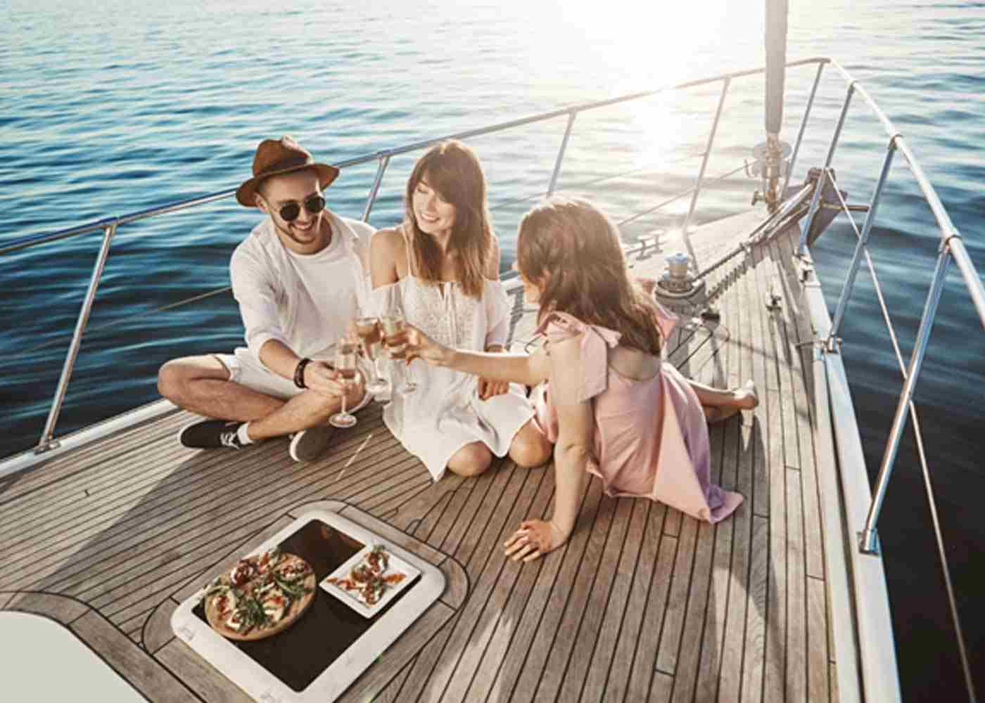 Dubai's Best Kept Secret: Celebrate in Style with a Yacht Party