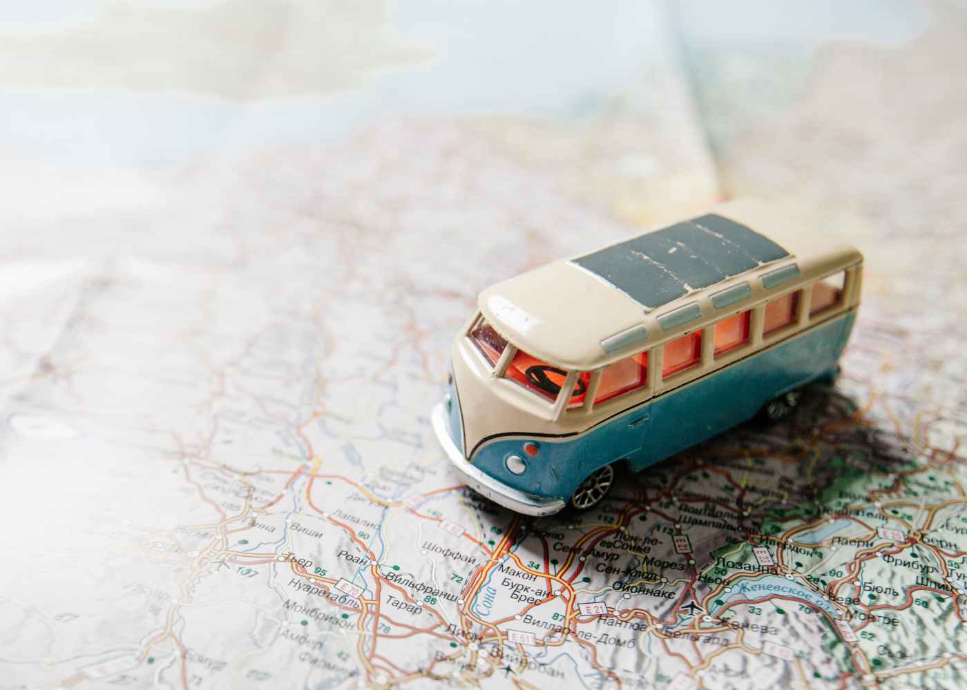 Best Practices for UX and Information Architecture in Travel Website Design